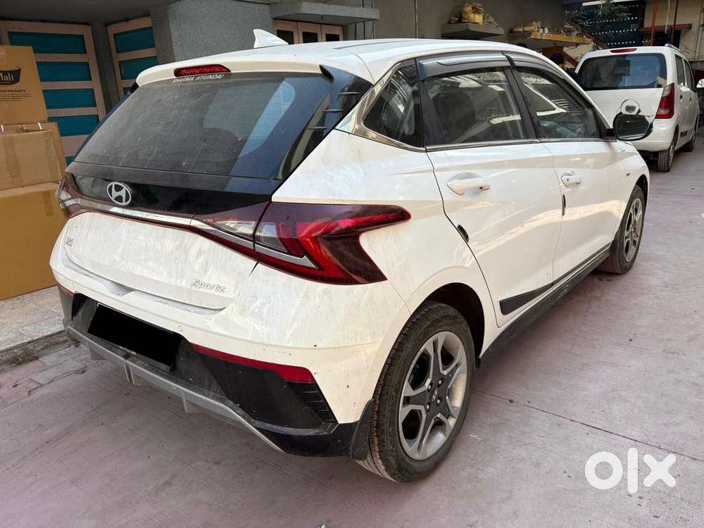 Hyundai I20 Sportz 1.2 Ivt, 2024, Petrol