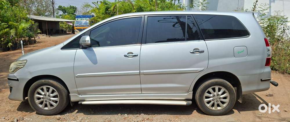 Toyota Innova 2.5 Vx (diesel) 8 Seater, 2013, Diesel