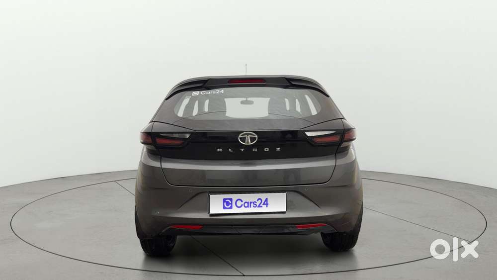 Tata Altroz 1.2 Xm Plus, 2022, Petrol