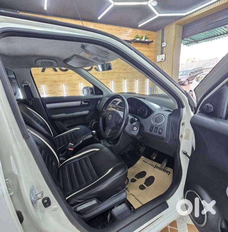 Maruti Suzuki Swift Dzire Vxi Optional, 2010, Petrol