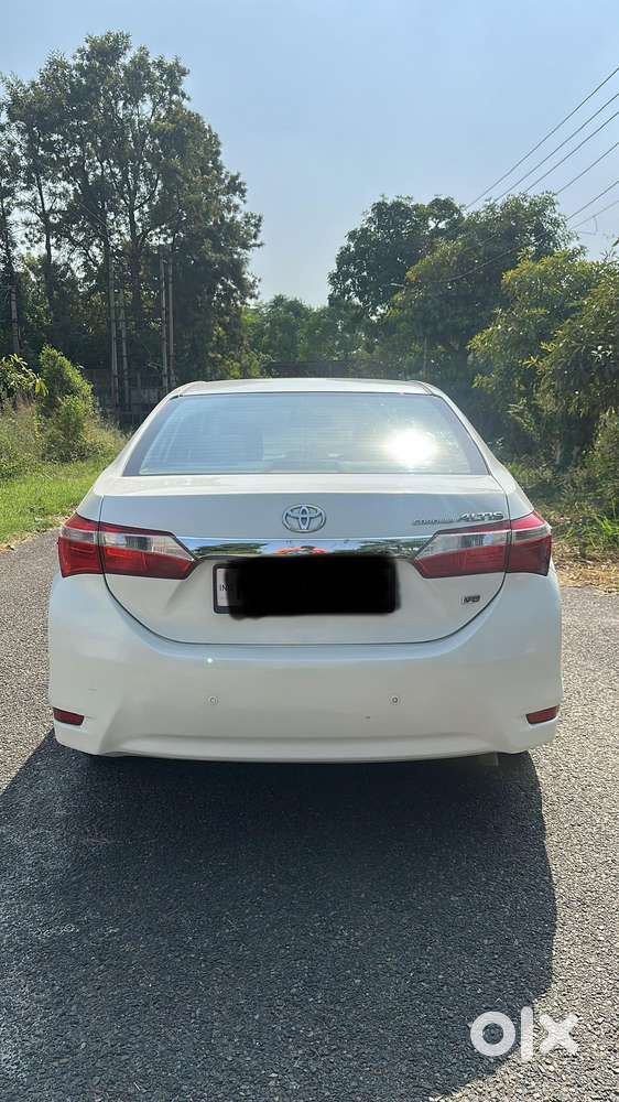 Toyota Corolla Altis Vl At, 2014, Petrol
