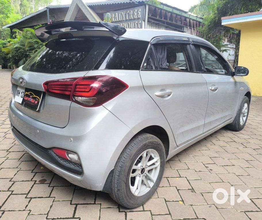 Hyundai Elite I20 1.2magna Executive At, 2018, Petrol