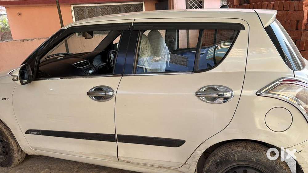 Maruti Suzuki Swift Petrol Manual 2014