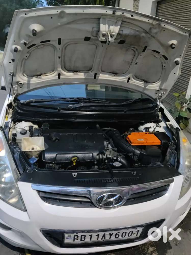 Hyundai Elite I20 2012 Diesel 84000 Km Driven