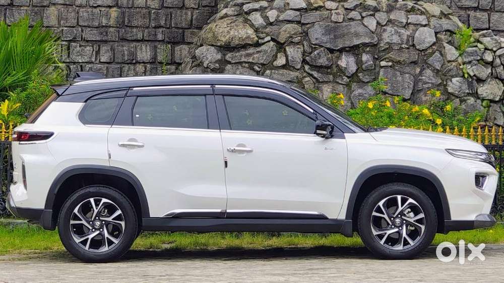 Toyota Urban Cruiser Hyryder 1.5 V Hybrid, 2026, Petrol