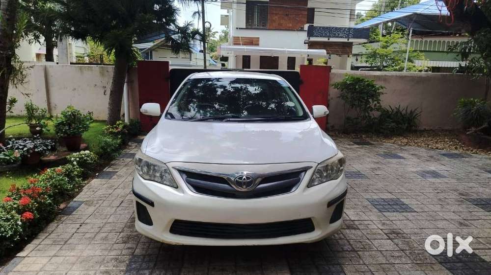 Toyota Corolla Altis 2012 Diesel Well Maintained