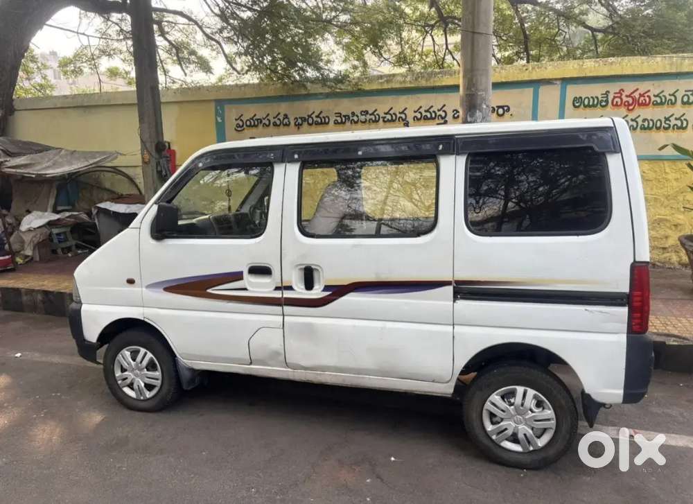 Maruti Suzuki Eeco 2010 Variant