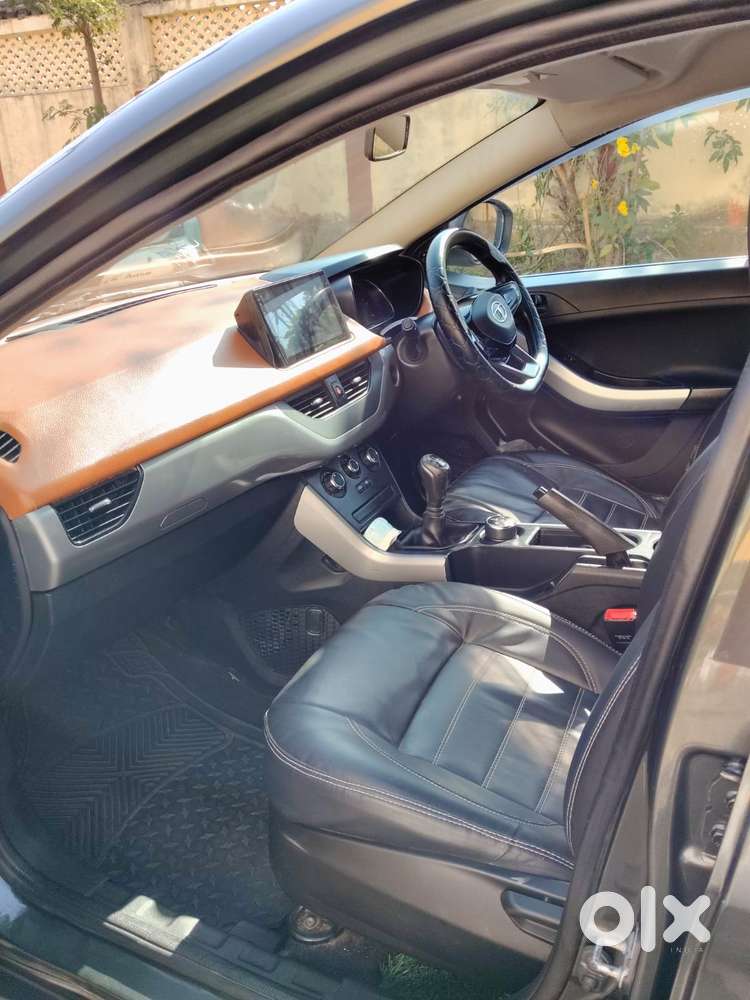 Tata Nexon 1.5 Revotorq Xz Plus Dual Tone, 2020, Petrol