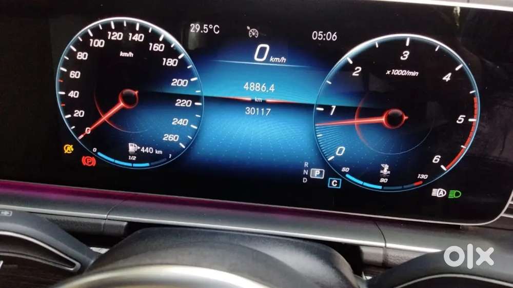  Mercedes-benz Gls 400d — Vip Number  First Owner
2022 November