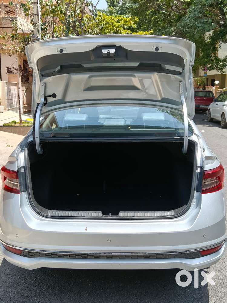 Skoda Slavia 1.5 Tsi Style At, 2022, Petrol