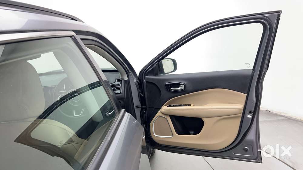 Jeep Compass 1.4 Longitude (o) Petrol Dct, 2019, Petrol