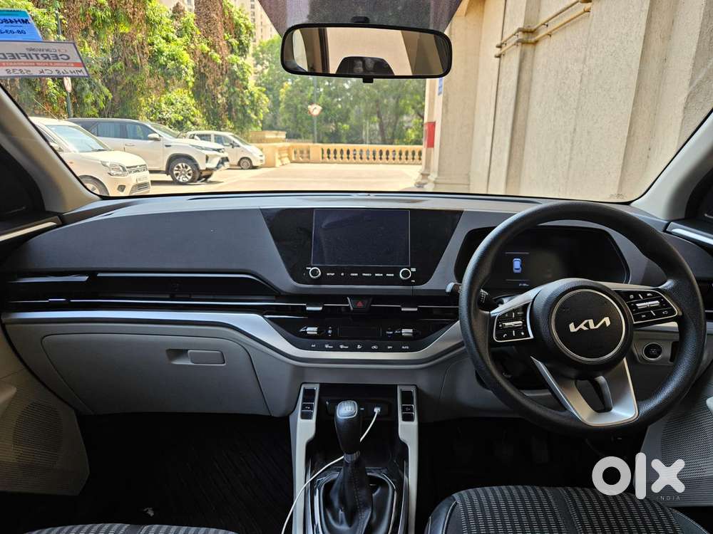 Kia Carens 1.4 Prestige Plus Turbo 7 Str, 2023, Petrol