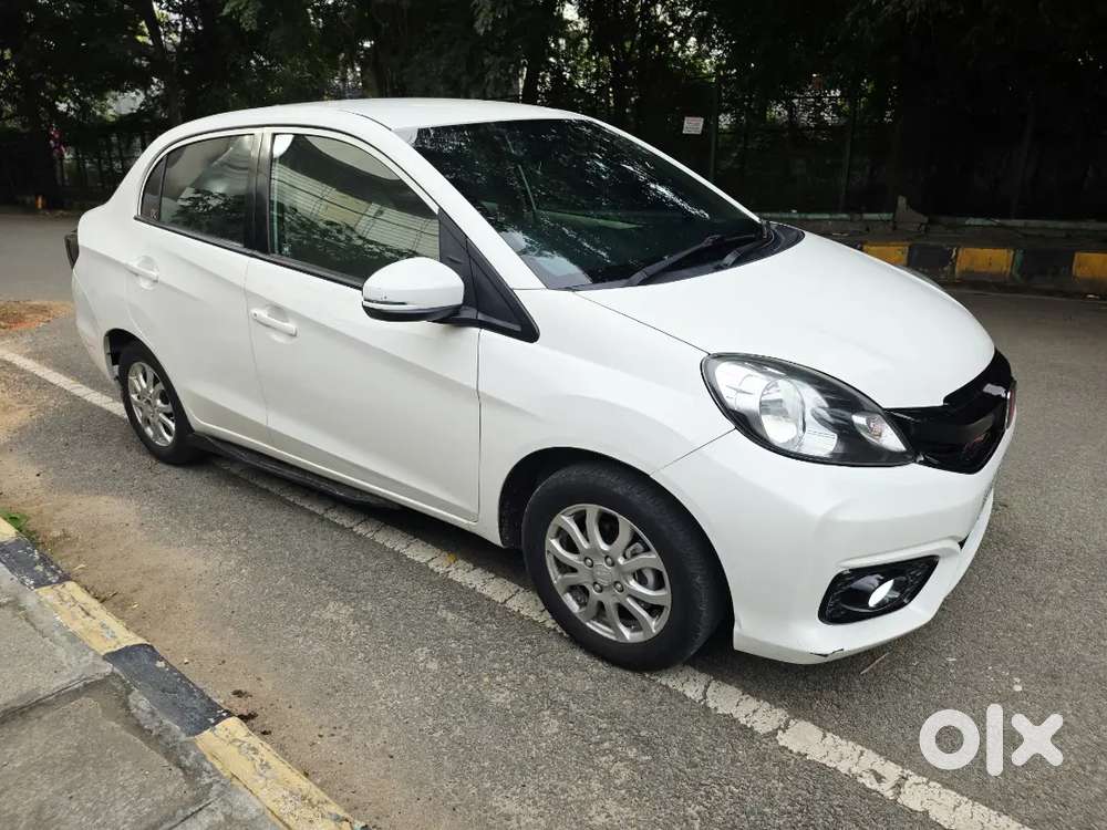 Honda Amaze Vx 2017 Petrol Automatic (at)