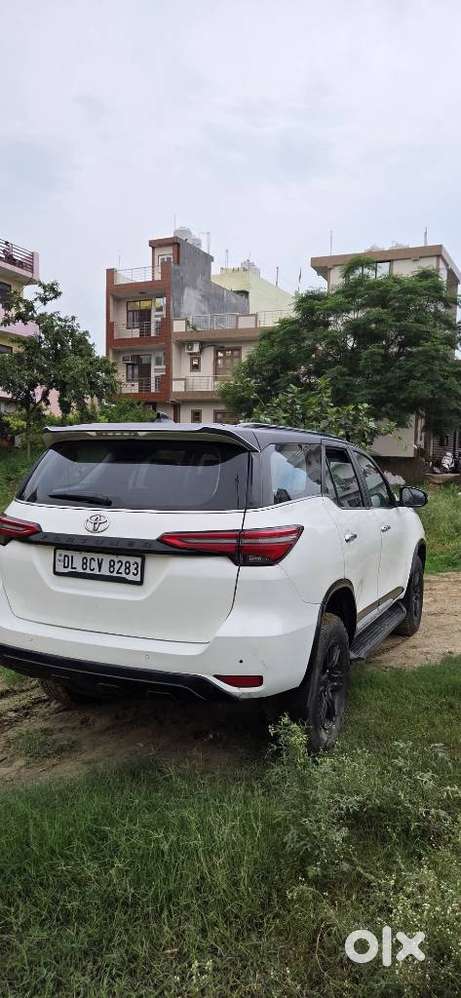 Toyota Fortuner Leader Edition (at), 2025, Diesel