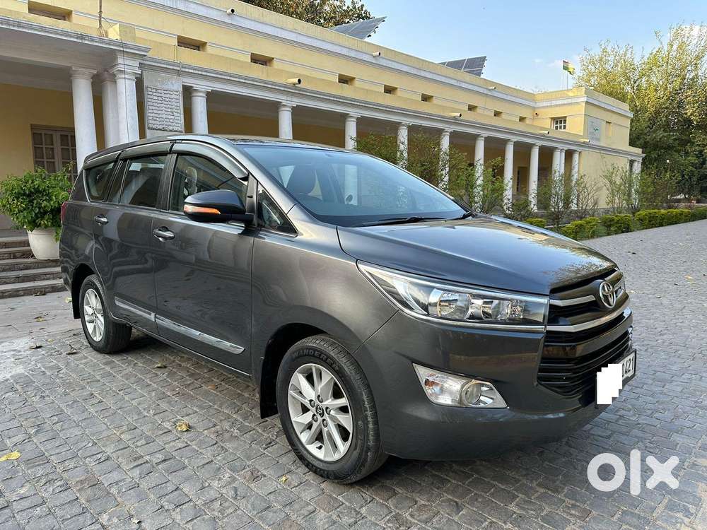 Toyota Innova Crysta