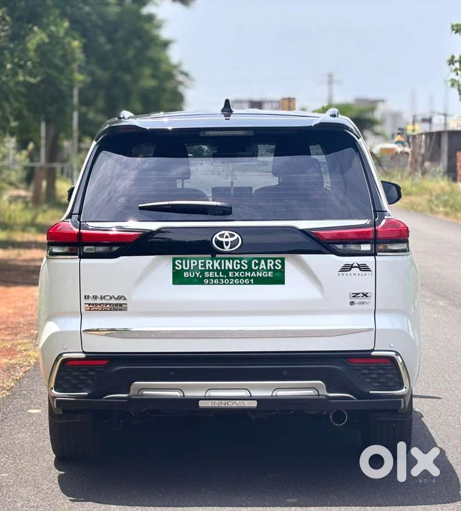 Toyota Innova Hycross 2.0 Zx (o) Hybrid 7 Str, 2025, Petrol