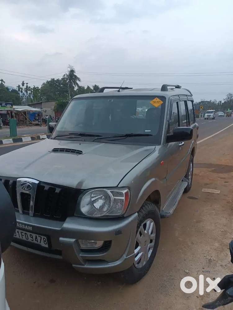 Mahindra Scorpio Classic 2011 Diesel 165 Km Driven