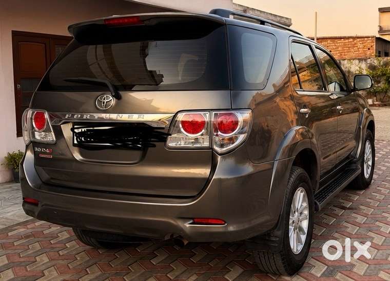 Toyota Fortuner 4x2 At 2013