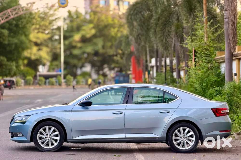 Skoda Superb 2.0 L&k Tsi At, 2020, Petrol