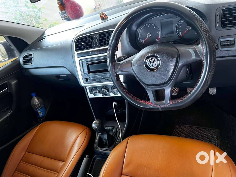 Volkswagen Polo 1.5 Tdi – 2015  Carbon Grey Metallic