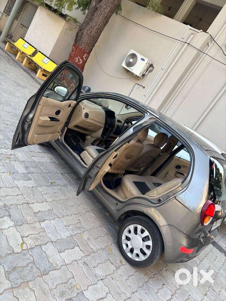 Chevrolet Spark 2011 Cng & Hybrids Well Maintained