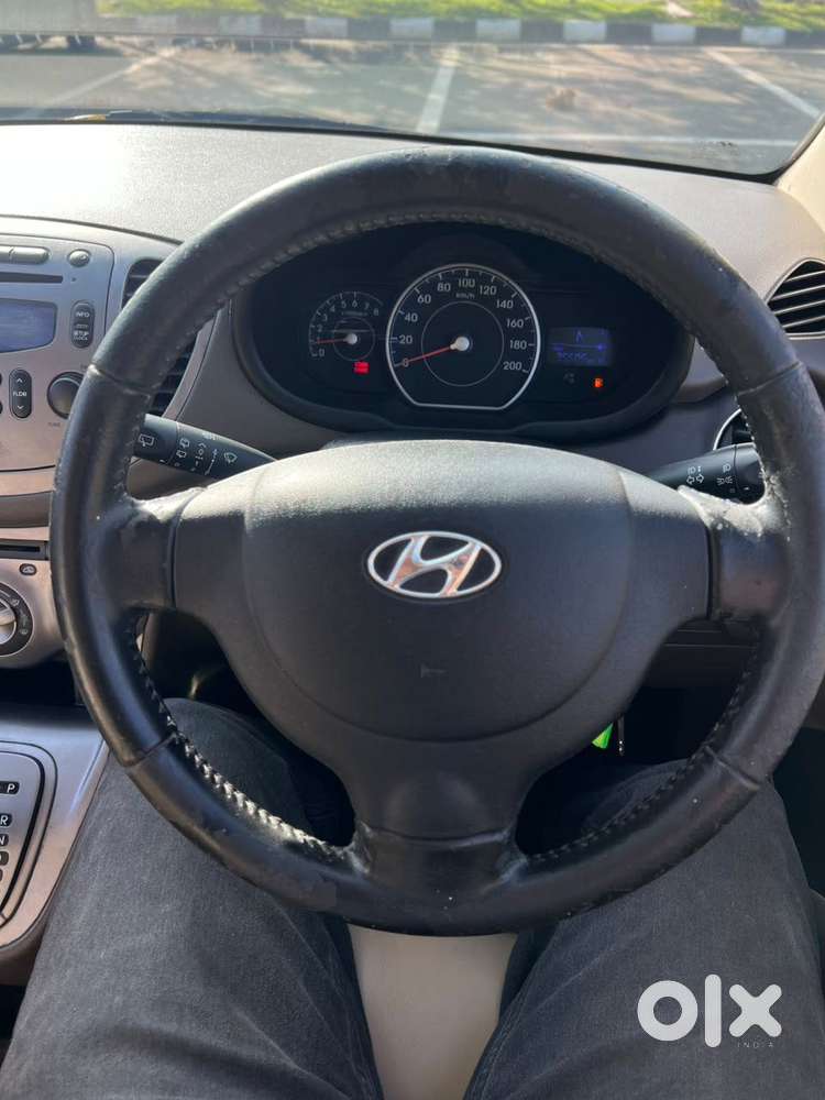 Hyundai I10 Sportz At, 2012, Petrol
