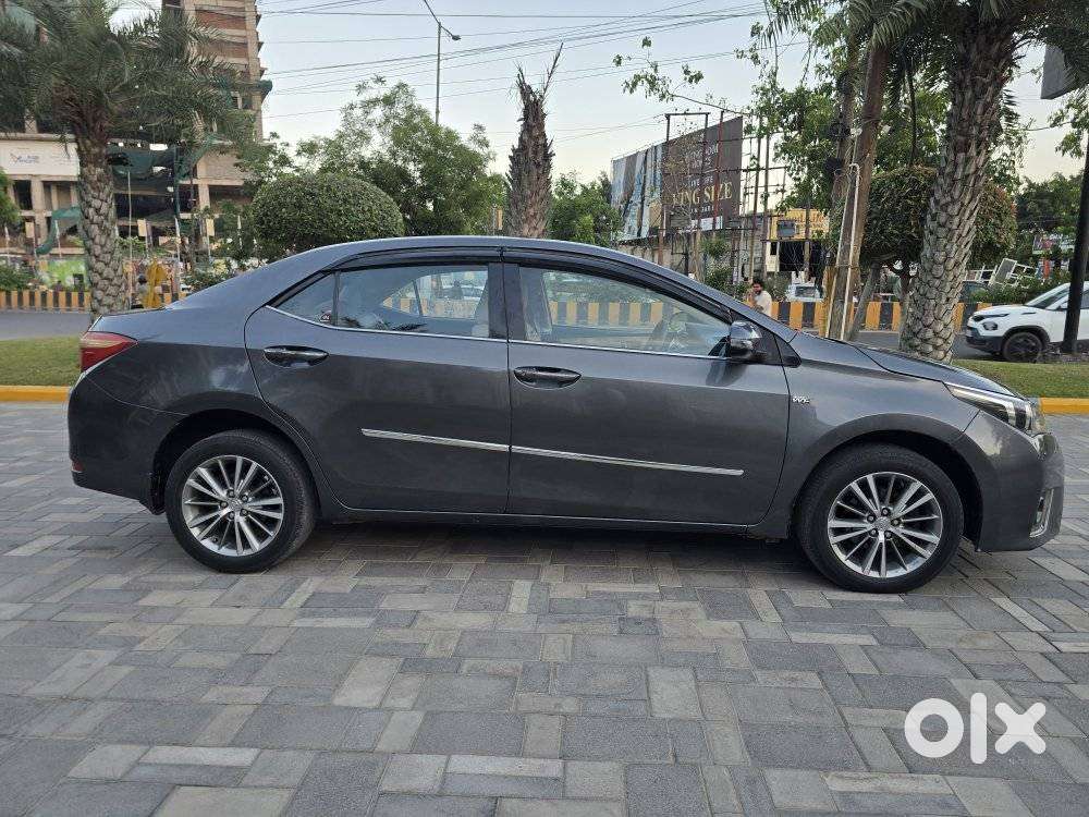 Toyota Corolla Altis Vl, 2016, Petrol