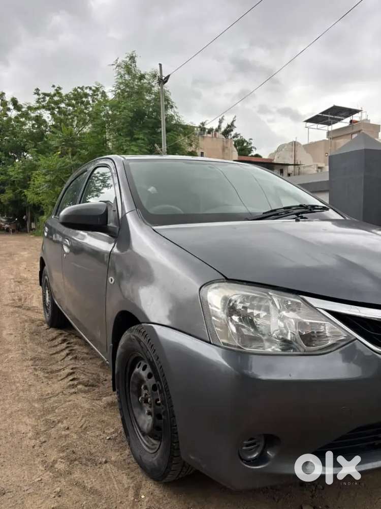 Toyota Etios Liva 2014 Diesel 84000 Km Driven