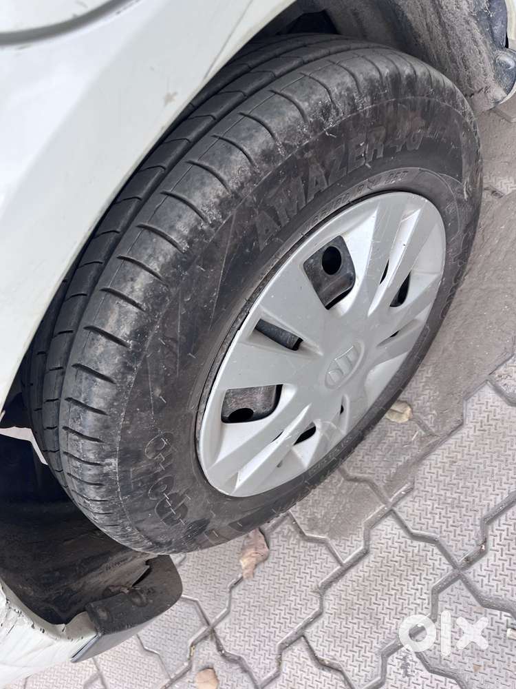 Maruti Suzuki Swift Dzire 1.2 Vxi Bsiv, 2013, Petrol