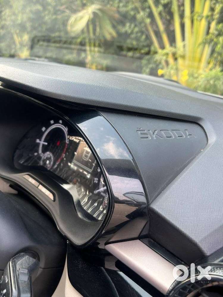 Skoda Slavia 1.0 Style Non-sunroof Tsi, 2022, Petrol