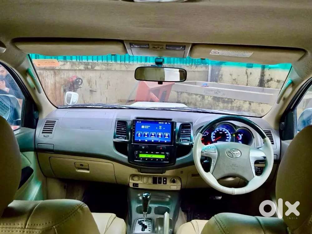 Toyota Fortuner 2012 Diesel 133000 Km Driven