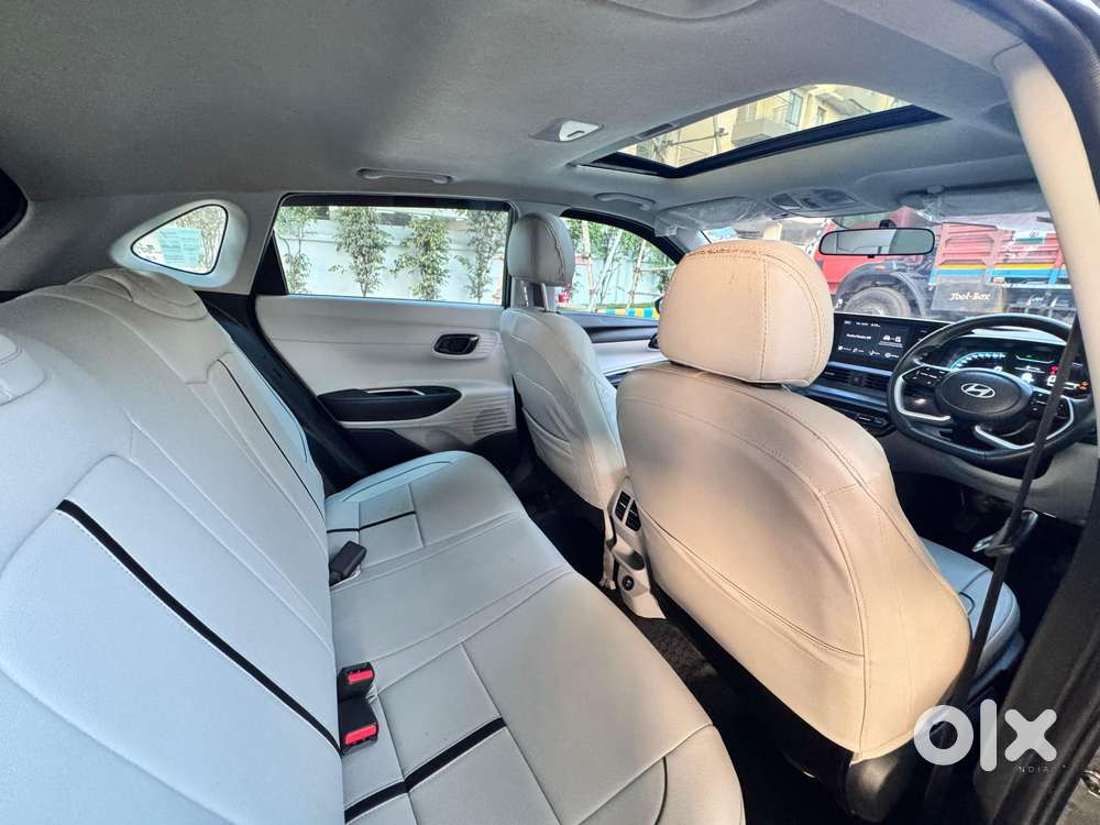 Hyundai I20 Asta 1.2 Mt Dual Tone, 2023, Petrol