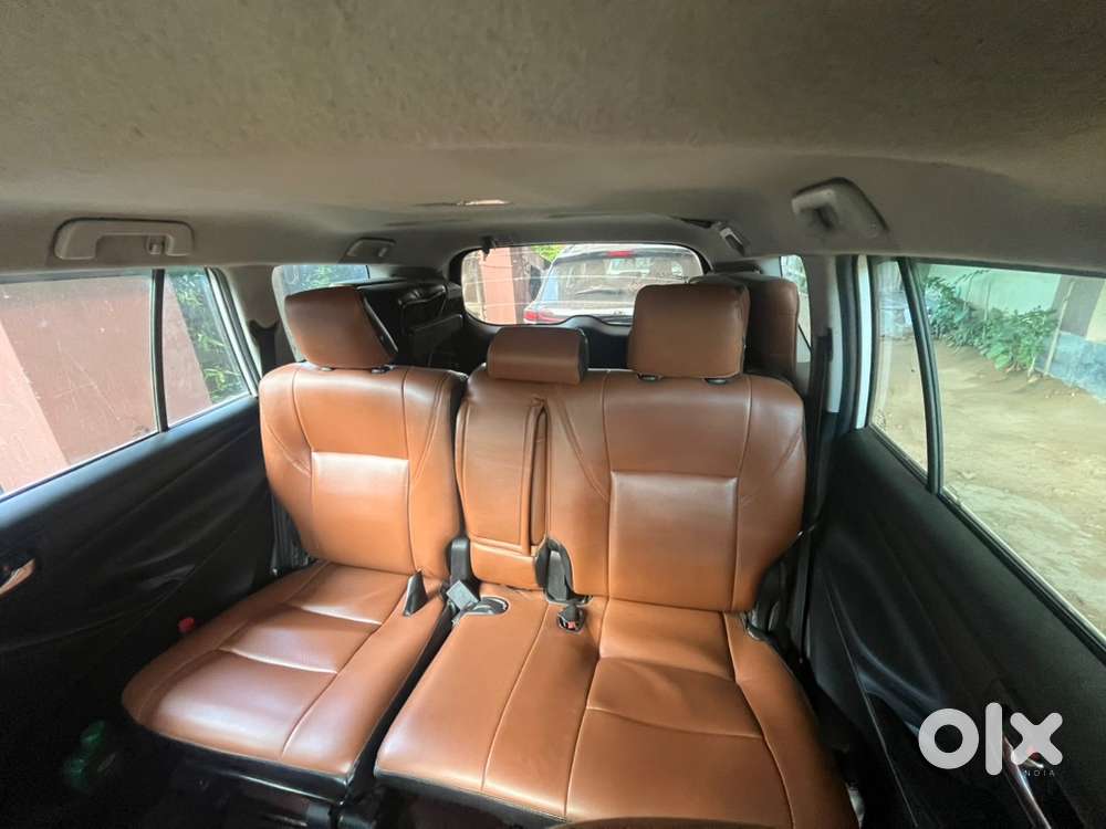 Toyota Innova Crysta Diesel 2021