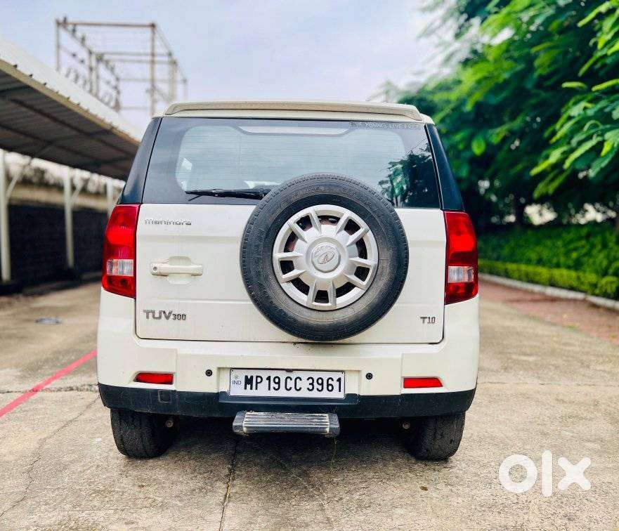 Mahindra Tuv 300 T10 Dual Tone, 2020, Diesel