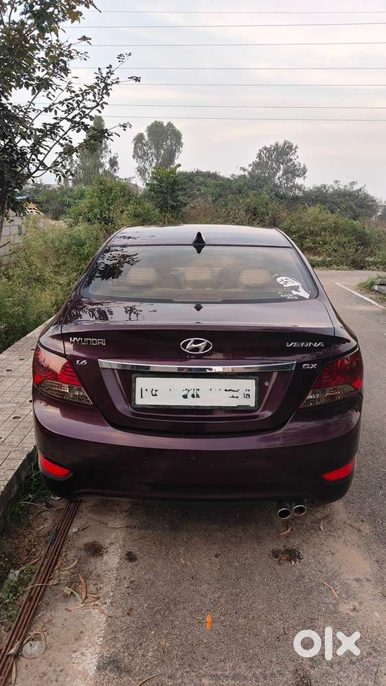 Hyundai Fluidic Verna 2011