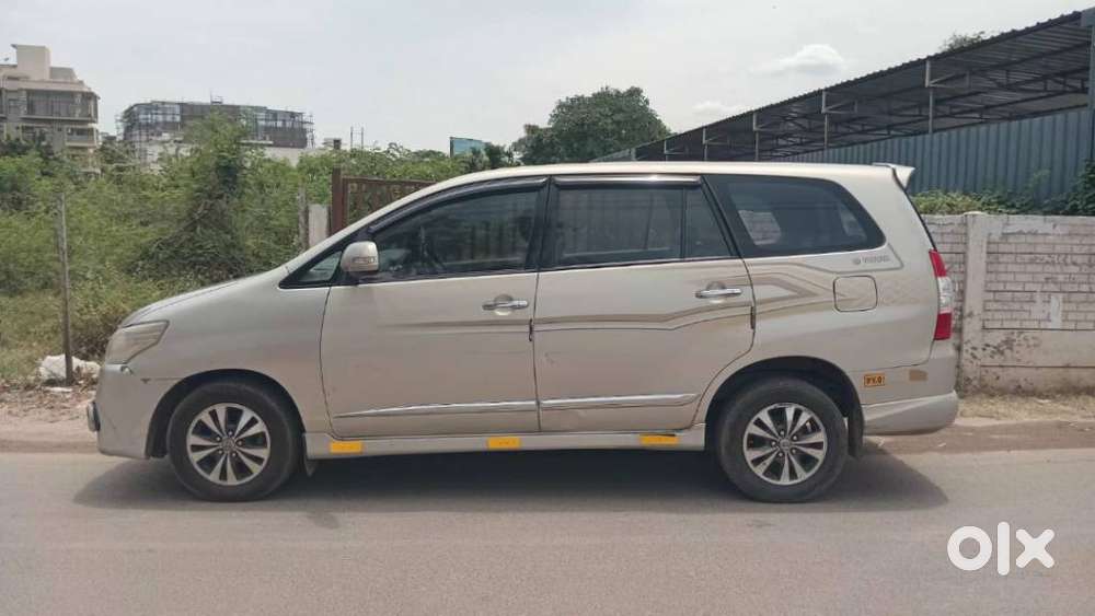 Toyota Innova 2.5 Vx 8 Str, 2015, Diesel