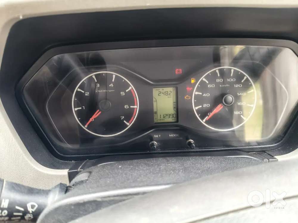 Mahindra Scorpio S4 Diesel 2015