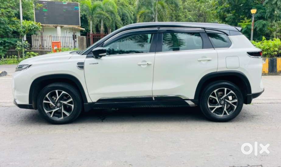 Toyota Urban Cruiser Hyryder 1.5 V Hybrid, 2024, Petrol