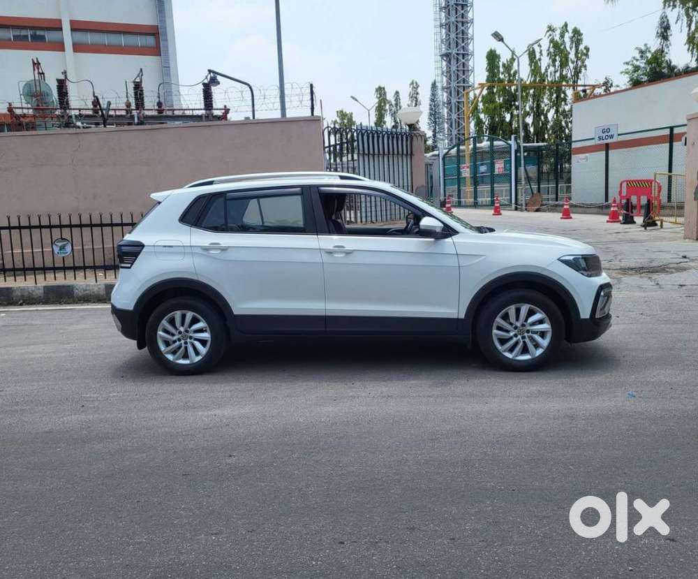 Volkswagen Taigun 1.0 Tsi Highline At, 2022, Petrol