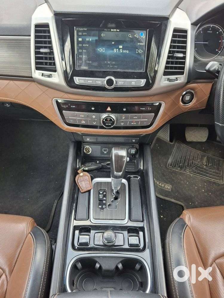 Mahindra Alturas G4 4wd At, 2021, Diesel