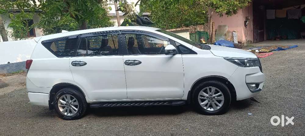 Toyota Innova Crysta 2018