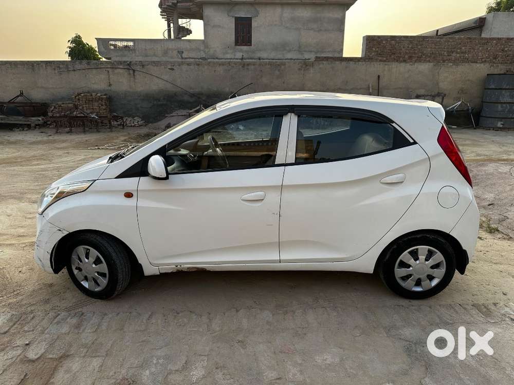 Hyundai Eon Sportz Petrol 2013