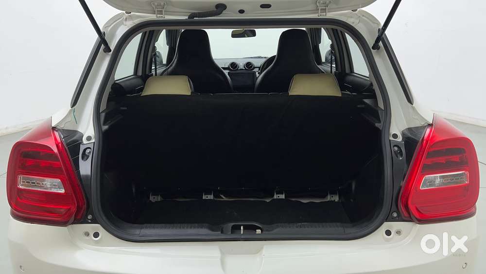 Maruti Suzuki Swift 1.3 Lxi, 2023, Petrol