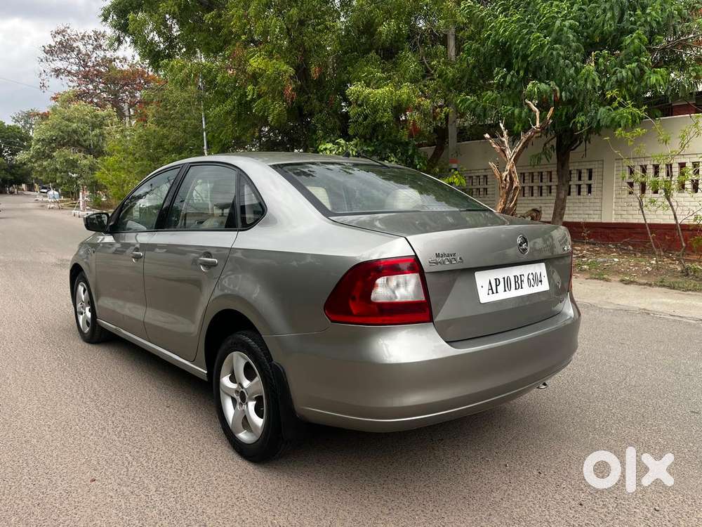 Skoda Rapid 1.5 Tdi Elegance, 2013, Diesel