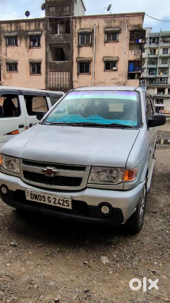 Chevrolet Tavera Neo 2012