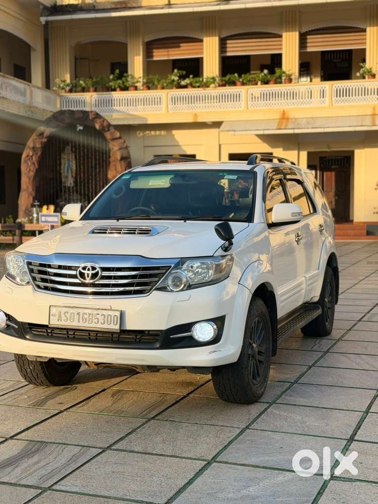 Toyota Fortuner 4x4 Automatic 2015