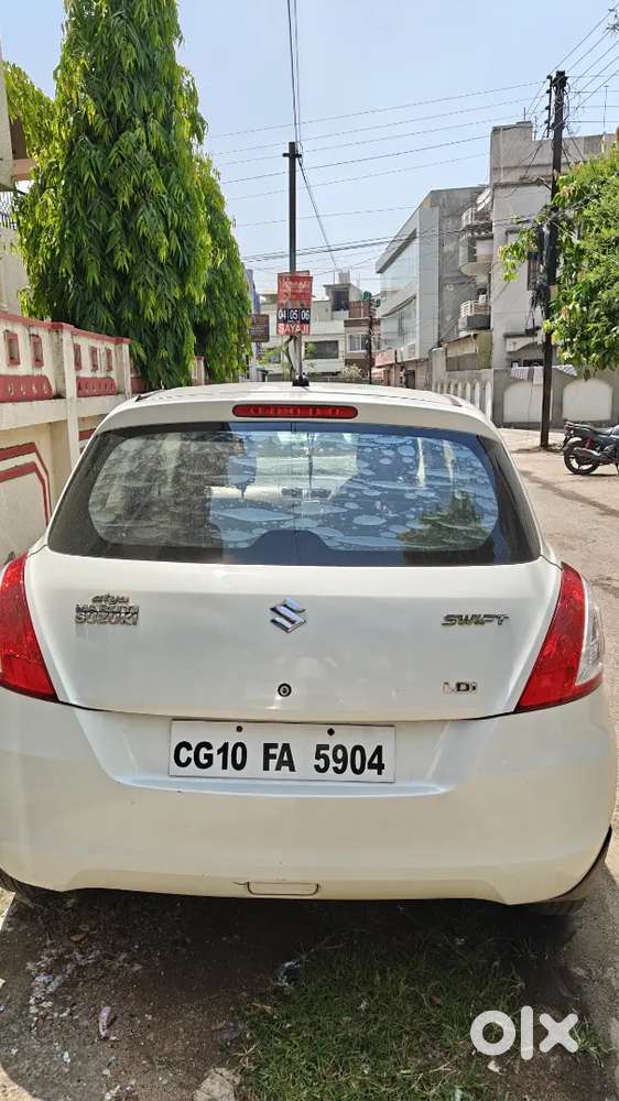 Maruti Suzuki Swift 2012 Diesel 117000 Km Driven