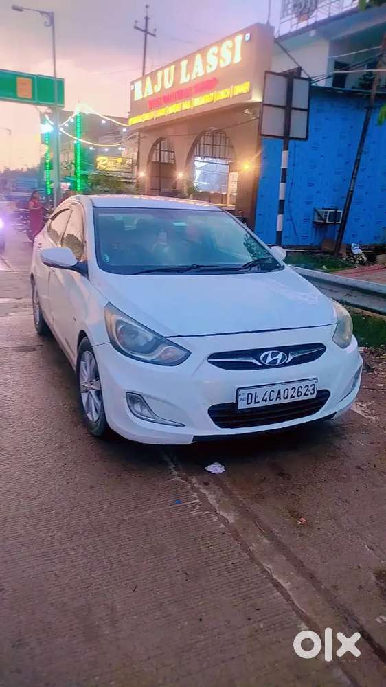 Hyundai Verna Fluidic 2012