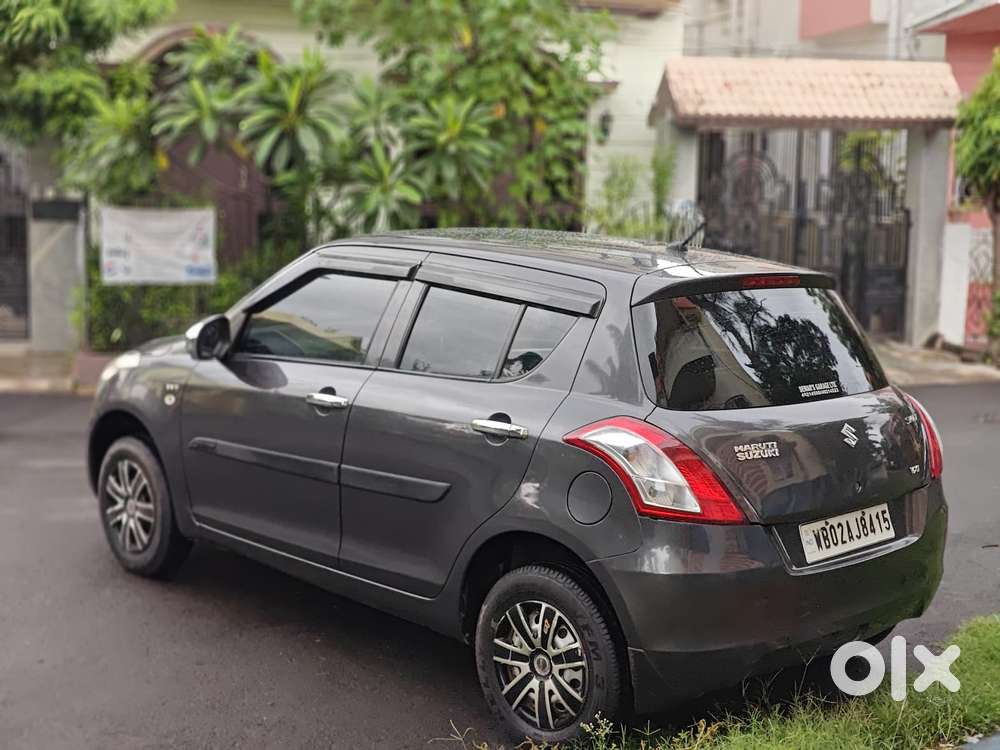 Maruti Suzuki Swift Vxi + Manual, 2016, Petrol