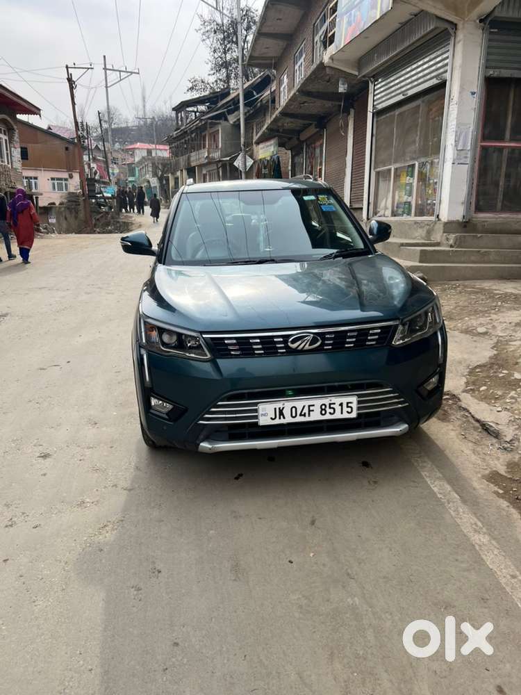 Mahindra Manual Petrol 2020